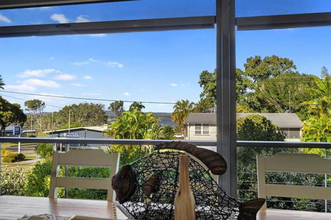 Catch The Breeze - Tourism Hervey Bay 0