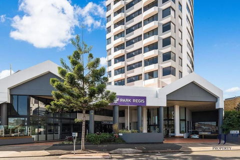 CBD 1 Bed Apt With Riverview - Tourism Hervey Bay 4
