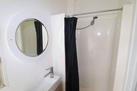 Cedric Cottage - Tourism Hervey Bay 3