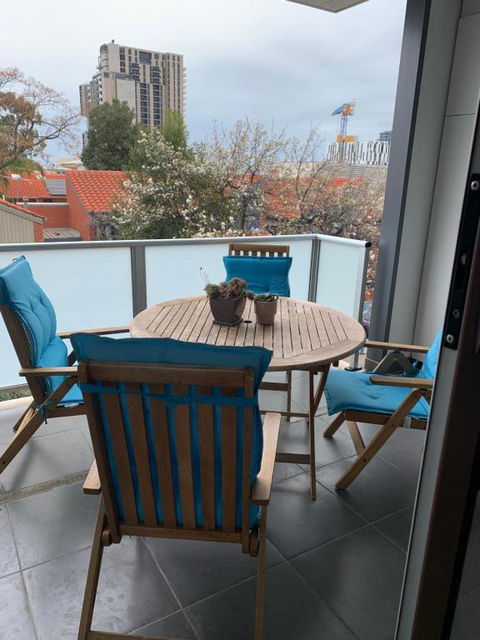 Central Market Precinct Luxury Apartment - Tourism Hervey Bay 0