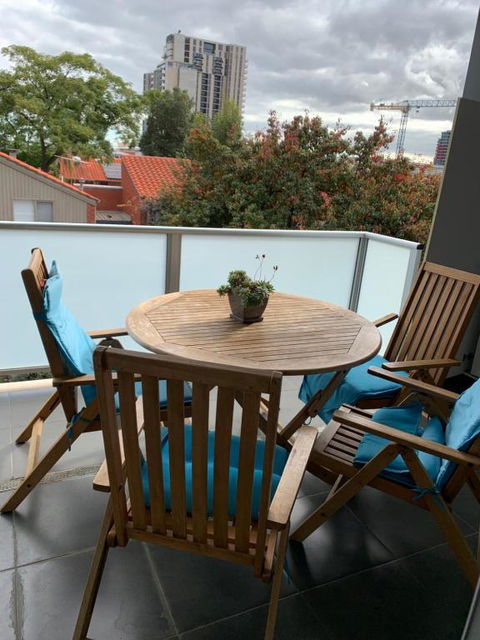 Central Market Precinct Luxury Apartment - Tourism Hervey Bay 1