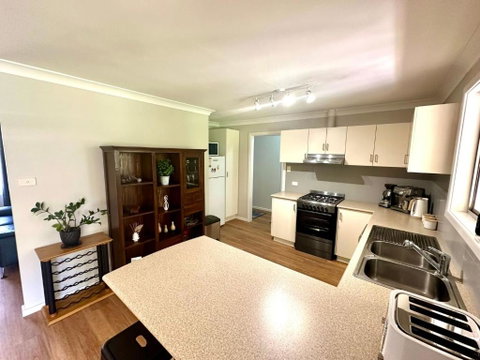 Central Nannup Holiday Home - Hervey Bay Accommodation 3