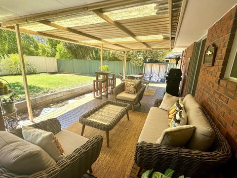 Central Nannup Holiday Home - Hervey Bay Accommodation 1