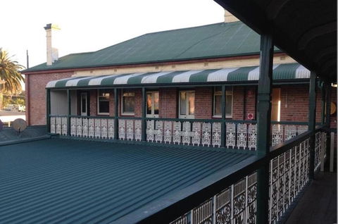 Central Hotel Stroud - Tourism Hervey Bay 1
