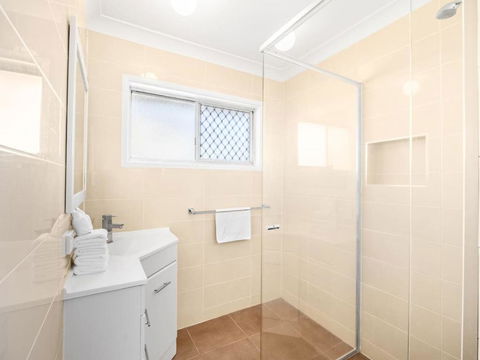Central Sunnybank 4 Bedrooms Home, Family Friendly - Tourism Hervey Bay 2