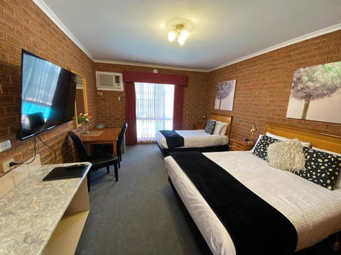 Central Yarrawonga Motor Inn - Tourism Hervey Bay 0