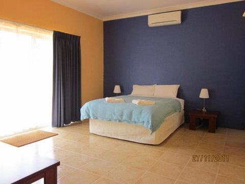 Chalets On Stoneville - Hervey Bay Accommodation 3