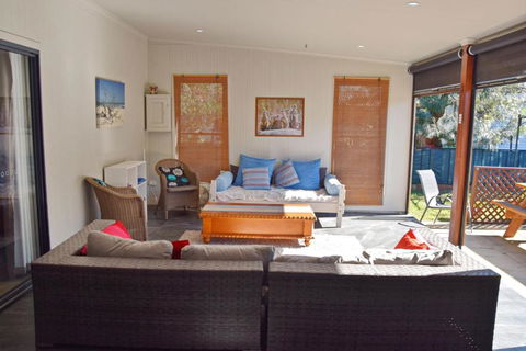 Charlies At Hat Head - Tourism Hervey Bay 3