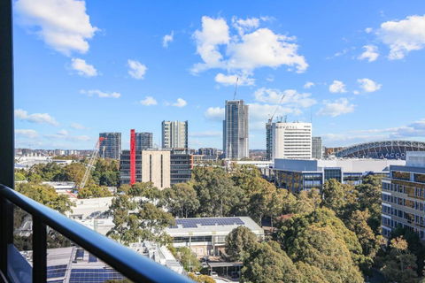 Charm 2Beds In Olympic Park - Tourism Hervey Bay 2