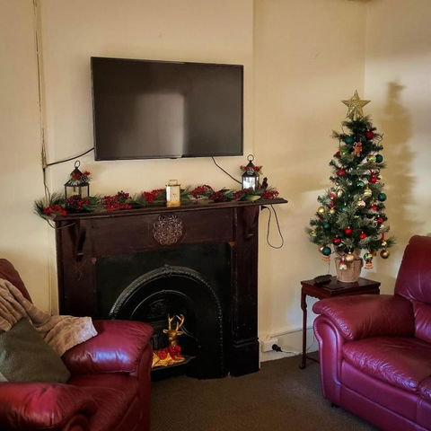 Charming 100 Yr Old Cottage In The Heart Of Moonta - Tourism Hervey Bay 3