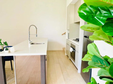Charming And Cozy 3 Bedroom Condo Parking, Wi-Fi - Hervey Bay Accommodation 2
