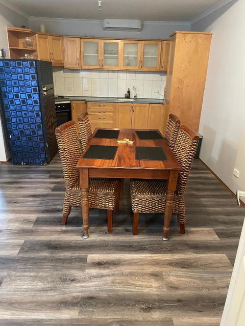 Central Shenton Unit Outside Dog Friendly, Near Hospital - Tourism Hervey Bay 1