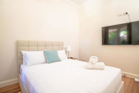 Charming Parkview Shared House Near Bondi Beach - Tourism Hervey Bay 3