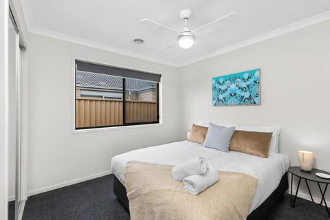 Chifley Place - Cool Suburban Crib! - Tourism Hervey Bay 3