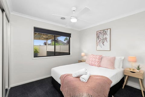 Chifley Place - Cool Suburban Crib! - Tourism Hervey Bay 2