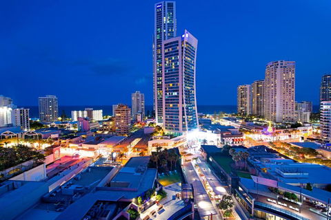 Circle On Cavil Holidays Gold Coast - Tourism Hervey Bay 1