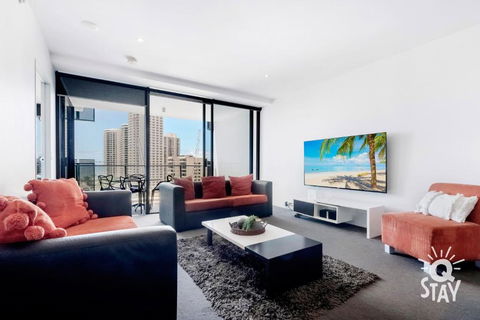 Circle On Cavill, 1 Bedroom Ocean Family Apartment Surfers Paradise - Tourism Hervey Bay 2