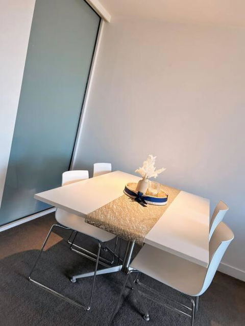 City Beautiful CBD Apartment, Melbourne - Tourism Hervey Bay 2