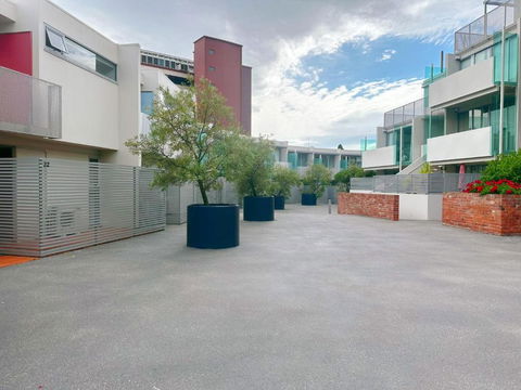 City Center Stay With Parking - Tourism Hervey Bay 1