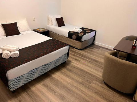 City Entire Ensuite Room 304 - Tourism Hervey Bay 0