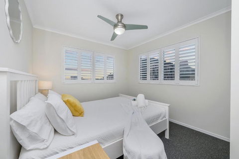 City Love Affair On Stanley - Tourism Hervey Bay 4