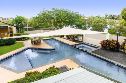 City Stadium Apartment On The Riverfront 38 - Tourism Hervey Bay 4