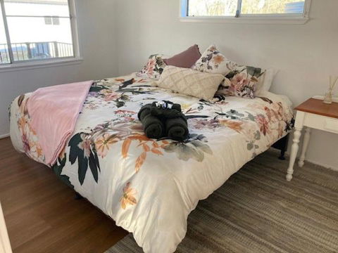 Clarendon Cottage , Near Lowood - Tourism Hervey Bay 3