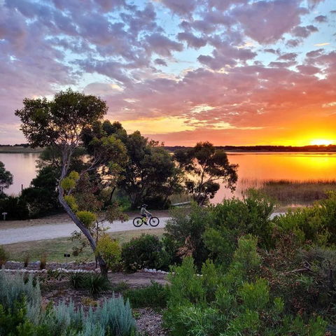 Clayton Bay Riverside Holiday Park - Tourism Hervey Bay 1