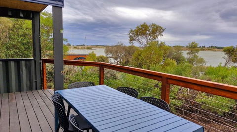 Clayton Bay Riverside Holiday Park - Tourism Hervey Bay 0
