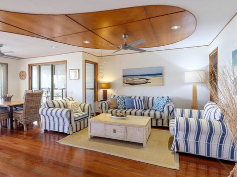 Claytons 8 By Discover Stradbroke - Hervey Bay Accommodation 2