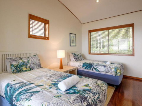 Claytons 8 By Discover Stradbroke - Hervey Bay Accommodation 4
