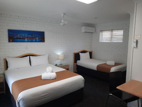 Cleveland Motor Inn - Tourism Hervey Bay 2