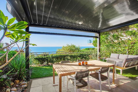 Cliff Top Hideaway - Ocean Views - Tourism Hervey Bay 2