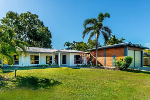 Clifton Cove Cairns Paradise - Tourism Hervey Bay 0