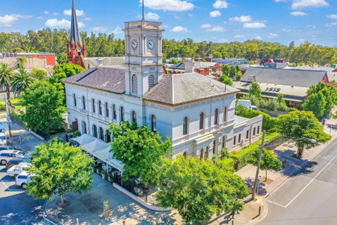 Clocktower Suites - Hervey Bay Accommodation 0