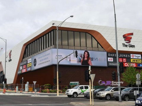 Close To The Glen, Kingsway Shops Restaurants Park - Tourism Hervey Bay 0