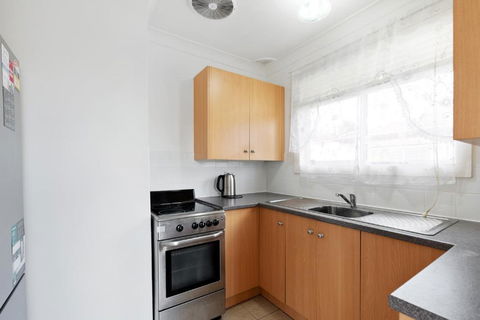 Close To Lake, Golf & Beach, Perfect For Longer Stays - Tourism Hervey Bay 3