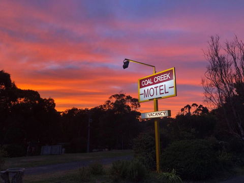Coal Creek Motel - Tourism Hervey Bay 2