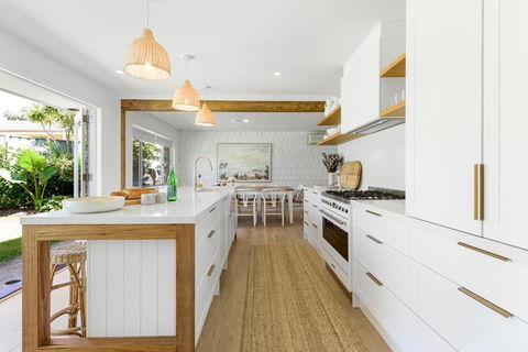 Coast House Mollymook - Tourism Hervey Bay 2