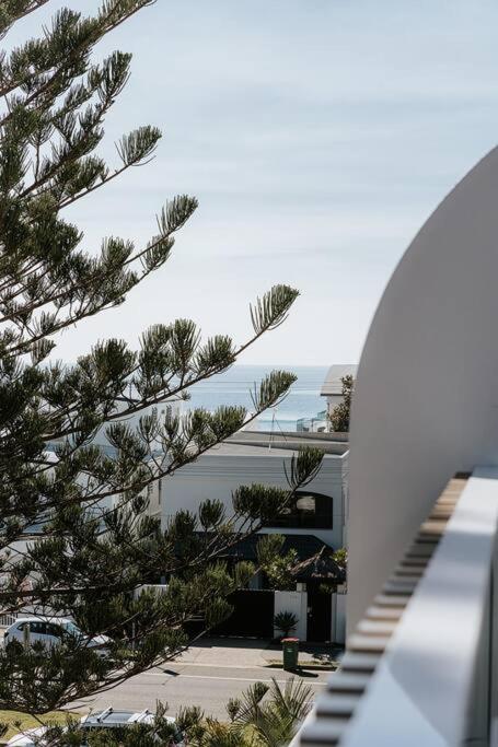 Coastal Elegance Luxurious Living - Tourism Hervey Bay 0