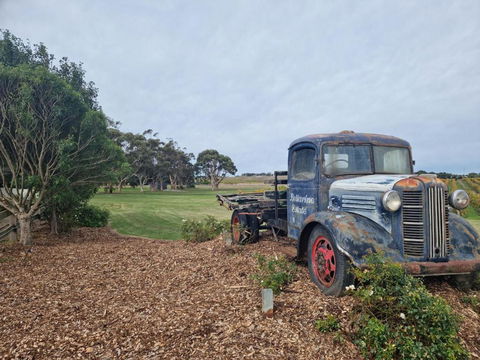 Coastal Glamp At Bellarine Estate Winery - Tourism Hervey Bay 3