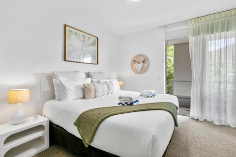Coastal Harbour Lights -Pool Gym & Prime Location - Tourism Hervey Bay 3