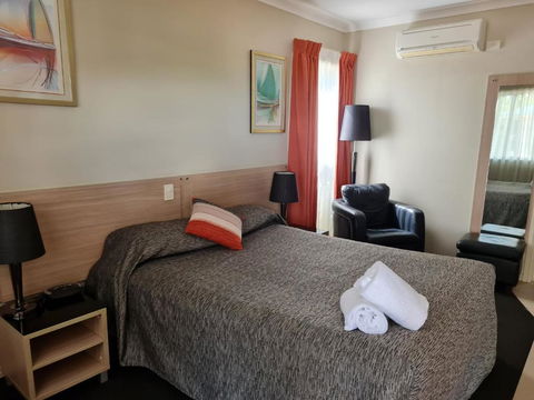 Cobar Central Motor Inn - Tourism Hervey Bay 3