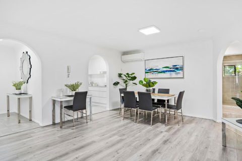 Coco Bella Retreat In Central Surfers - Sleeps 6-8 - Tourism Hervey Bay 4