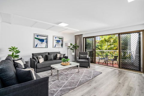 Coco Bella Retreat In Central Surfers - Sleeps 6-8 - Tourism Hervey Bay 2