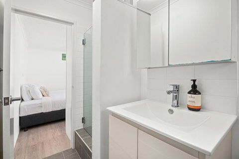 Coffs Holiday Studio 1 - Tourism Hervey Bay 2