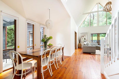 Collins Street House In Red Hill - Tourism Hervey Bay 1