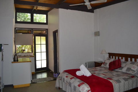 Colonial Motel - Tourism Hervey Bay 4