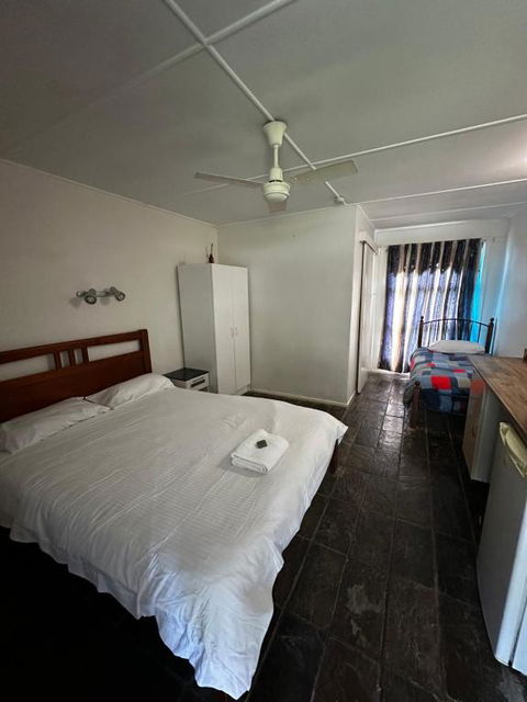 Colosseum Creek Motel - Tourism Hervey Bay 2