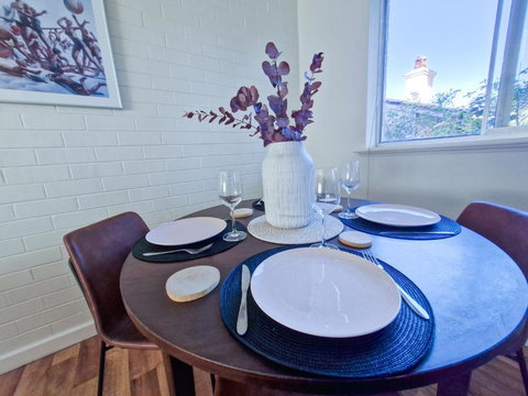Crawley Cosy Urban Retreat Close To CBD UWA Free Park Netflix - Hervey Bay Accommodation 3